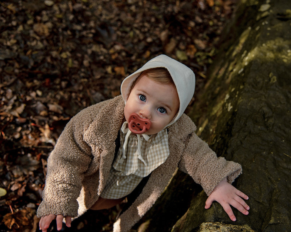 HE-CP-R-Elves-Red-3-36 - HE-CP-R-Elves-Red-3-36-8.png